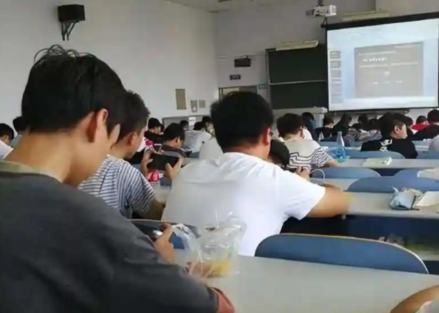 为学子们供给更多的助学支撑构建一个多元共治的现代教育管理 为学子们供给更多的助学支撑构建一个多元共治的现代教育管理